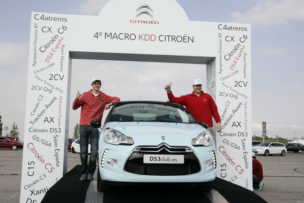 Podium-Citroen-2010-2.jpg