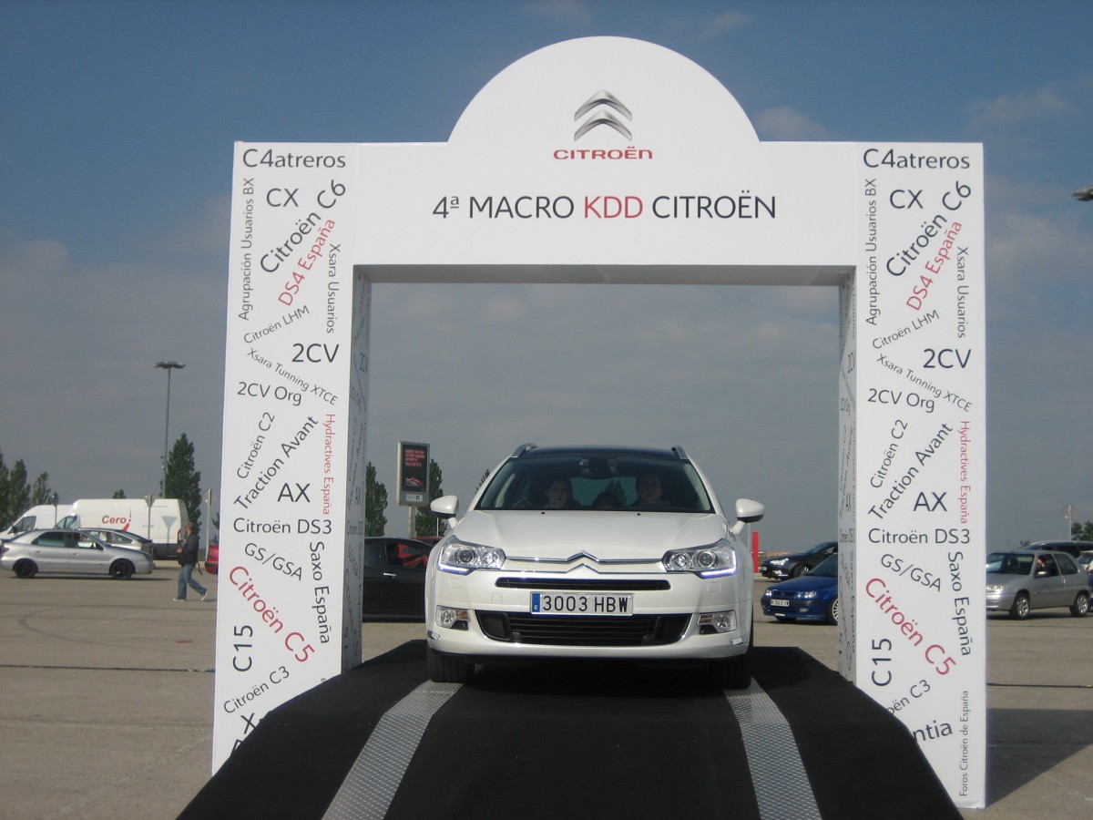 Podium-Citroen-2010-31.jpg